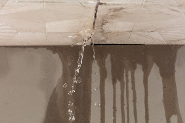 Professional Flood Damage Cleanup technician working in Huntington Beach, CA
